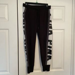 VICTORIA SECRET PINK SWEATPANTS SIZE SMALL
